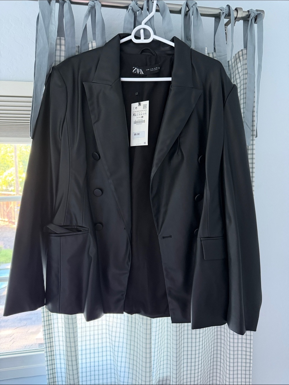 Zara Black Satin-Look Double-Breasted Blazer